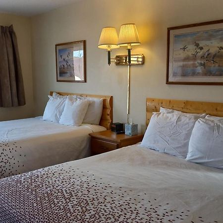 Grantsburg Inn Екстер'єр фото