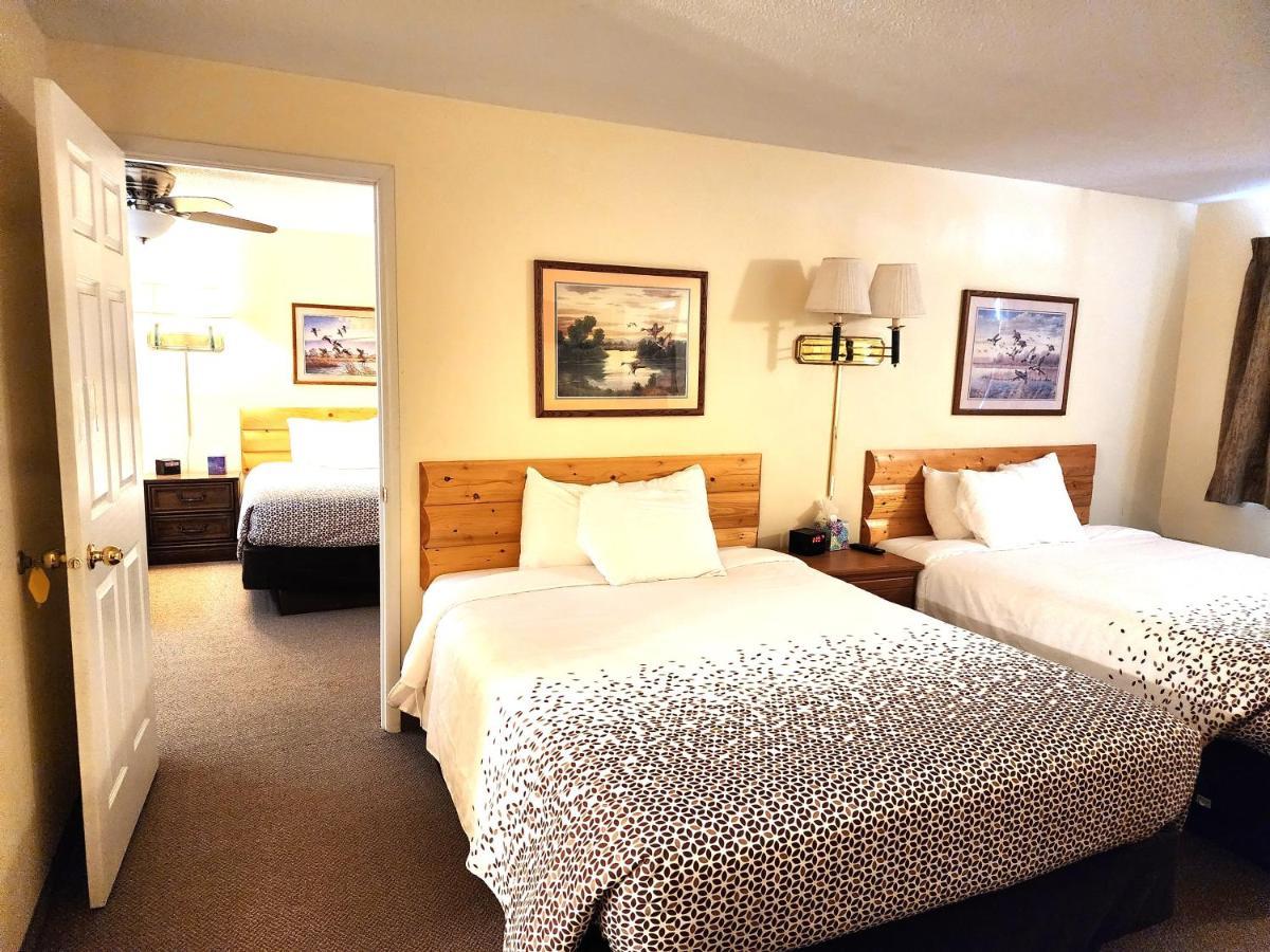 Grantsburg Inn Екстер'єр фото